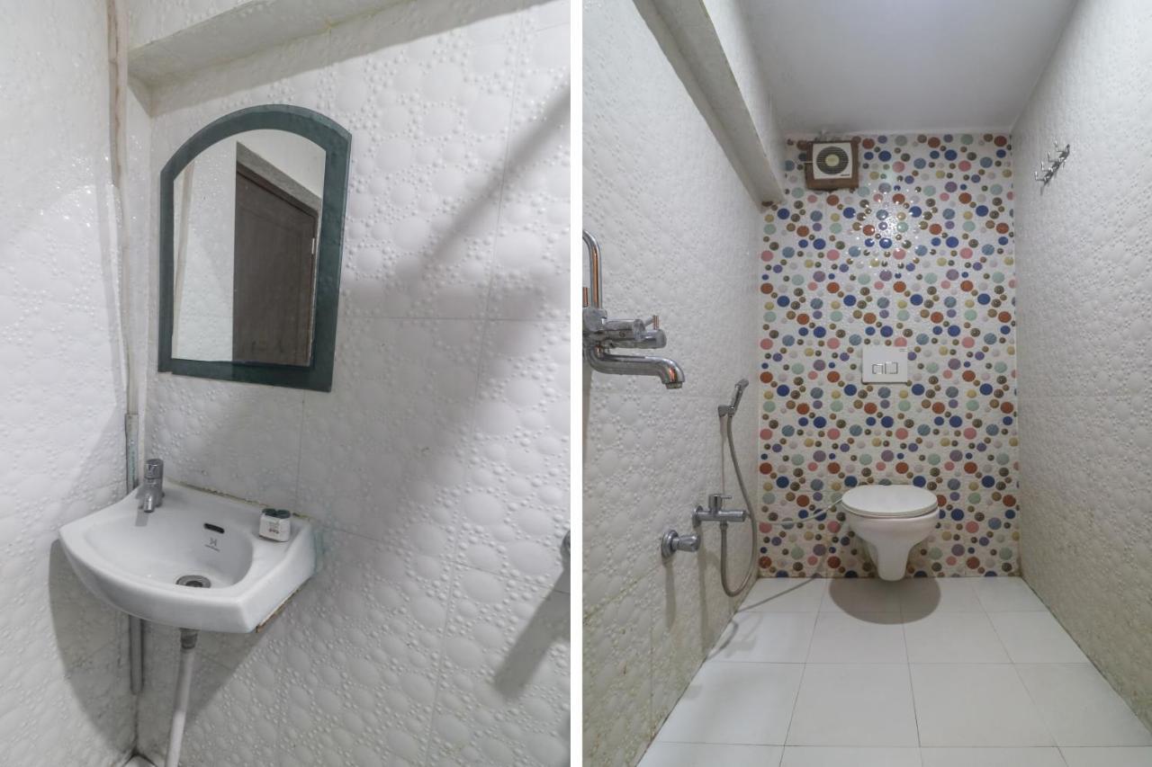 Oyo 60651 Hotel Arya Bénarès Extérieur photo
